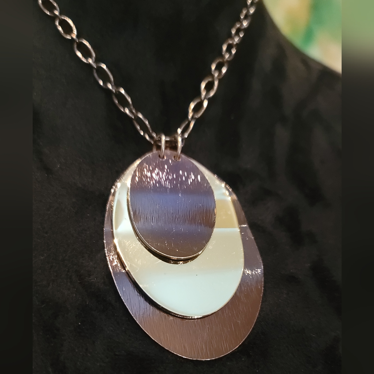 Vintage Dana Buchman Sculptural Oval Pendant Necklace - Modernist Shine